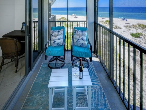 Directly on the Beach 2 Bedroom Vacation Condo