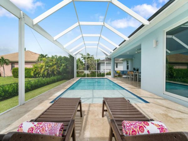 Marco Island Three Bedroom Charming Vacation Rental