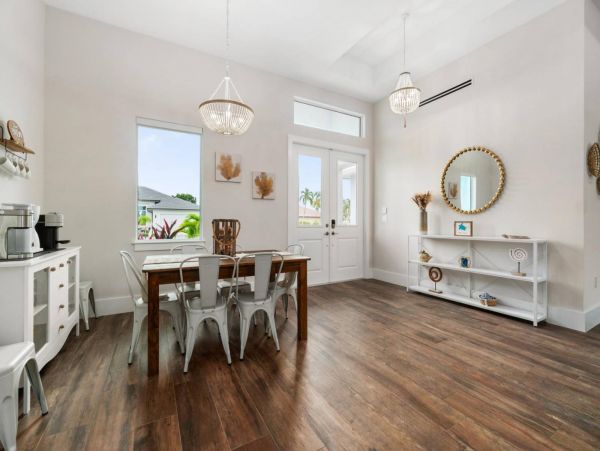 Marco Island Three Bedroom Charming Vacation Rental
