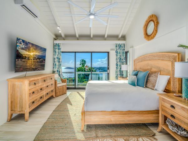 Luxury St. Thomas Vacation Villa with Amazing Amenities