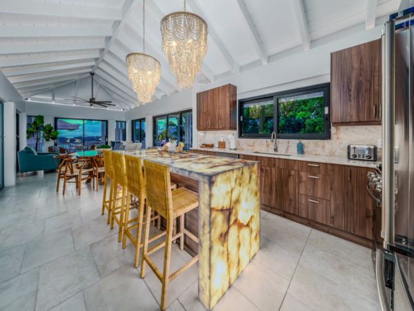 Luxury St. Thomas Vacation Villa with Amazing Amenities