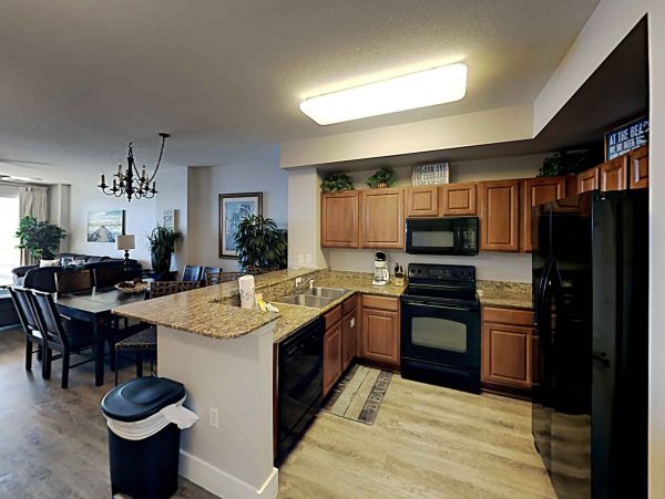 Stunning 16th-Floor Vacation Condo in Panama City Beach