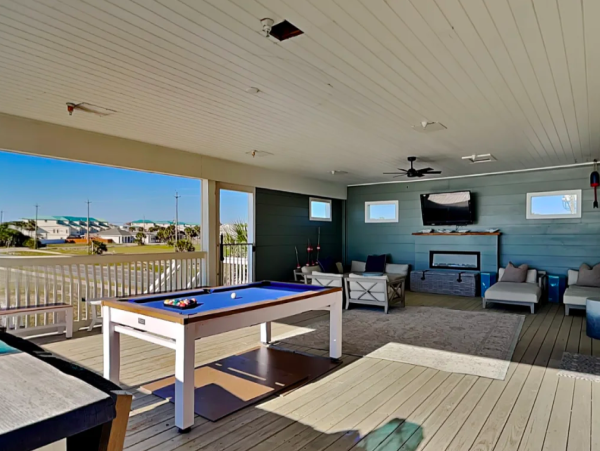 Panama City Beachfront 7 Bedroom House with Heated Pool