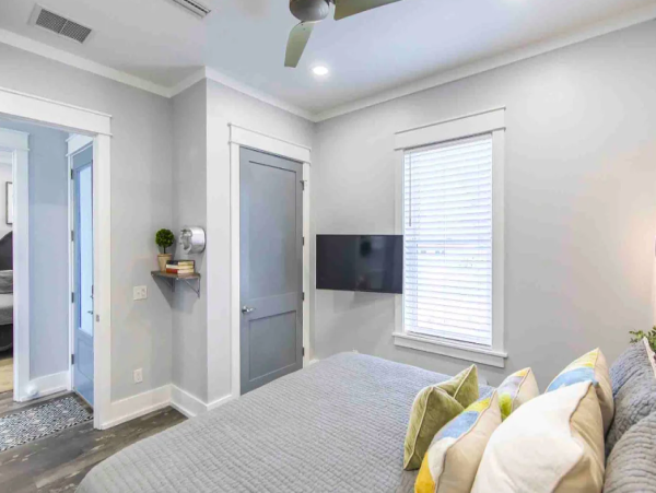 Panama City Beachfront 7 Bedroom House with Heated Pool