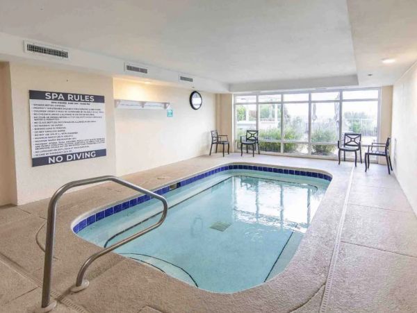 Gulf Front Two Bedroom Vacation Condo in Panama City Beach