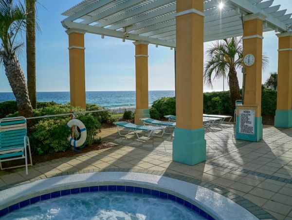 Gulf Front Expansive Five Bedroom Vacation Condo in Panama City Beach