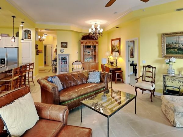 Gulf Front Expansive Five Bedroom Vacation Condo in Panama City Beach