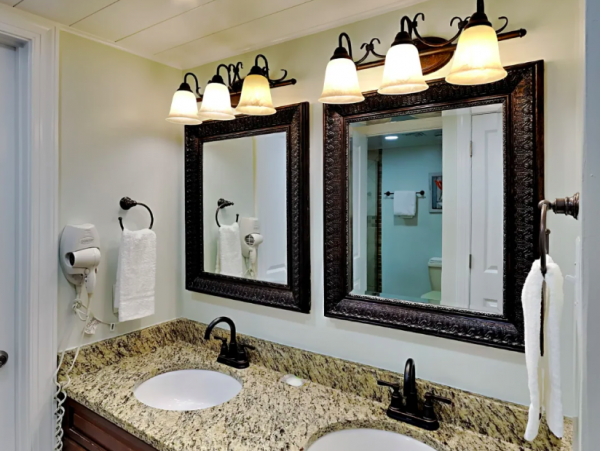 2 Bedroom Condo in the heart of Panama City