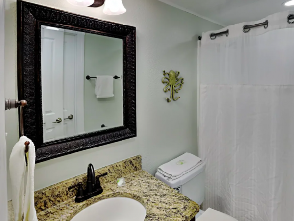 2 Bedroom Condo in the heart of Panama City