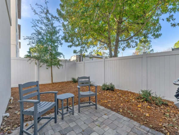 Beautiful 4 Bedroom Retreat in Miramar Beach