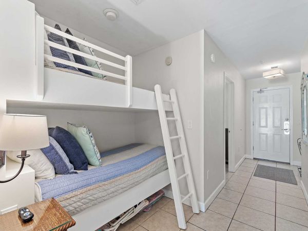 Luxury Gulf-Front Condo in Miramar Beach - Private Beach Access