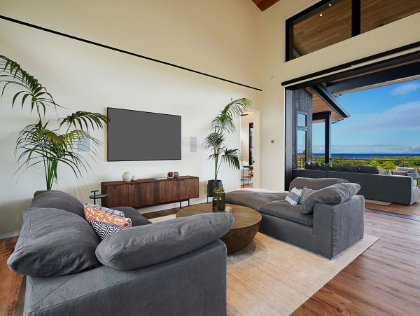 Luxury 5 Bedroom Vacation Rental in Poipu with Ocean View