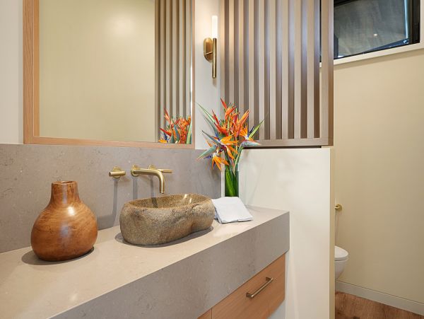 Luxury 5 Bedroom Vacation Rental in Poipu with Ocean View
