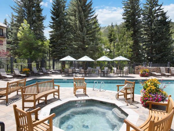 Vacation Condo with Mountain Views Sleeps 8 Guest in Beaver Creek