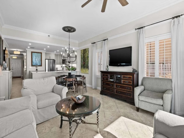 Majestic New Arrival Miramar Beach- Sleeps 11!