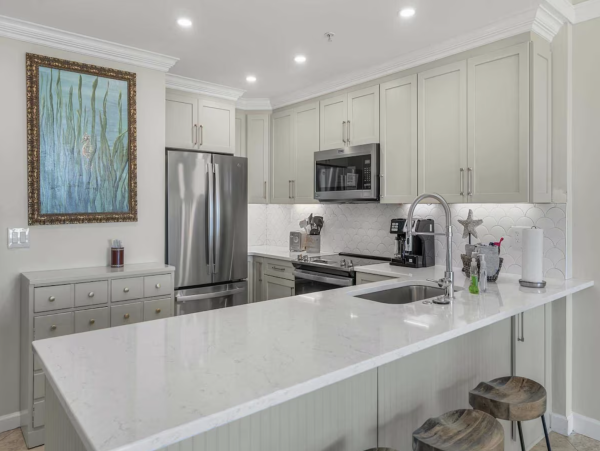Majestic New Arrival Miramar Beach- Sleeps 11!