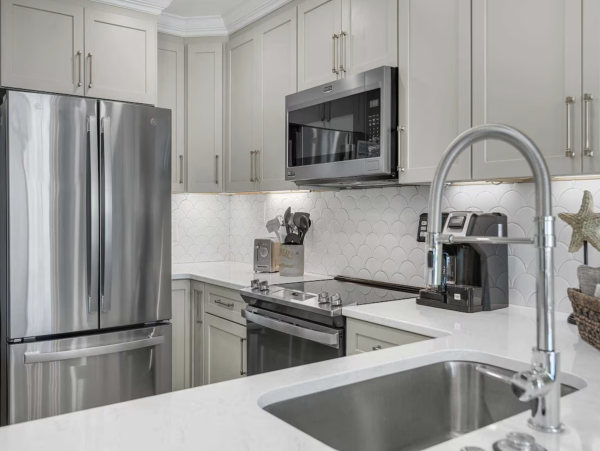 Majestic New Arrival Miramar Beach- Sleeps 11!