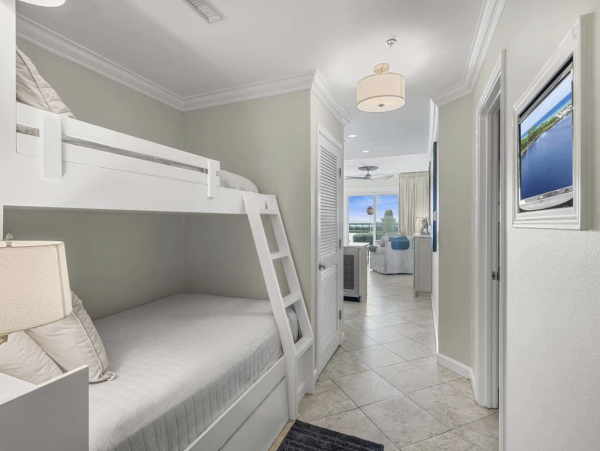 Majestic New Arrival Miramar Beach- Sleeps 11!