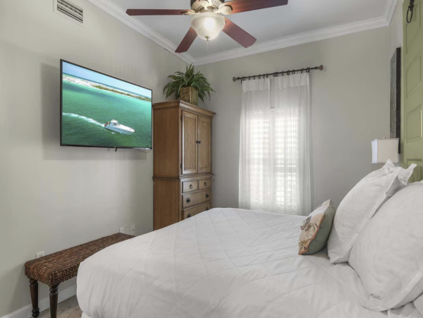 Majestic New Arrival Miramar Beach- Sleeps 11!