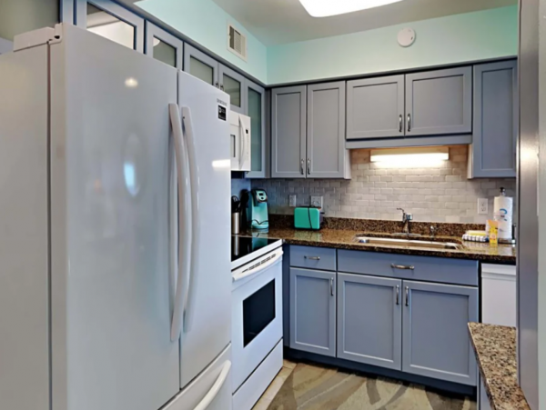 Oeanfront Lovely 3 Bedroom Condo in Perdido Key Sleeps 11