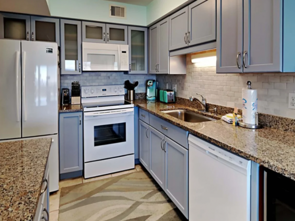 Oeanfront Lovely 3 Bedroom Condo in Perdido Key Sleeps 11