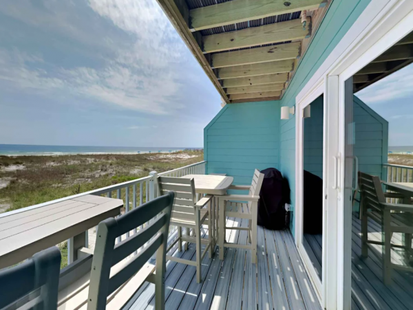 Oeanfront Lovely 3 Bedroom Condo in Perdido Key Sleeps 11