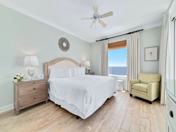 Perdido Key Stunning Four Bedroom Beachfront Rental Condo
