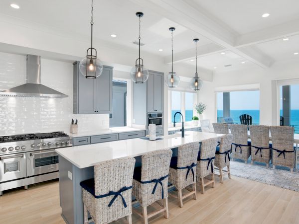 Beachfront Vacation Five Bedroom Rental in Perdido Key