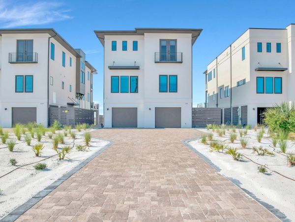 Beachfront Vacation Five Bedroom Rental in Perdido Key