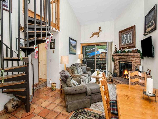 Vail Valley Vacation Condo Two Bedroom + Loft