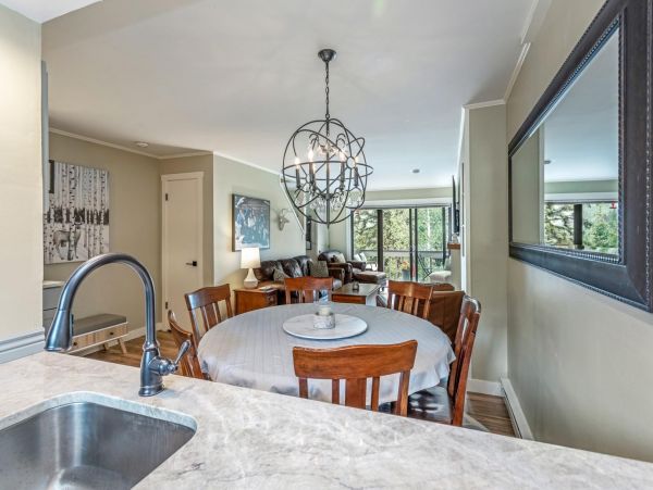 Wonderful mountain views from this Sandstone Condo