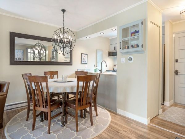 Wonderful mountain views from this Sandstone Condo
