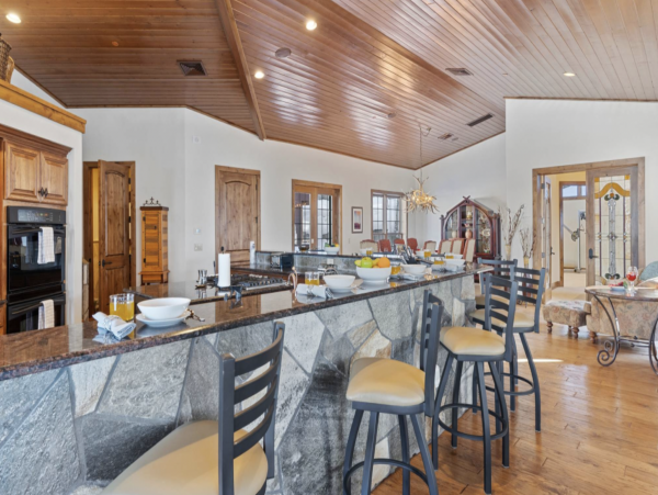 Private Walk to Ski Lift Access Steamboat Luxury Townhome
