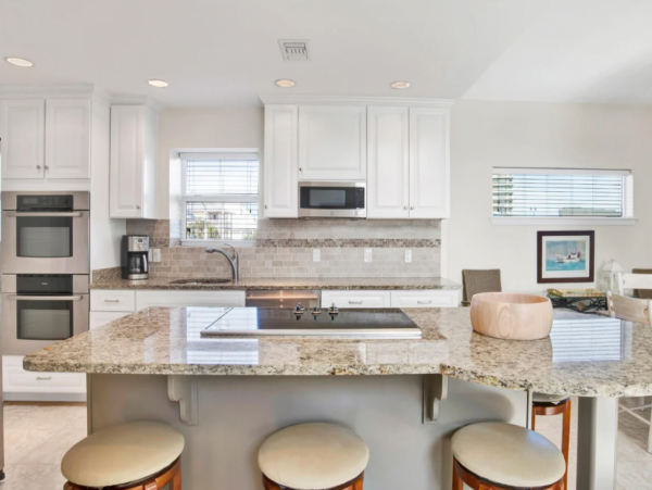 Pensacola Beach 3 Bedroom Vacation Villa Sleeps 9 Guests