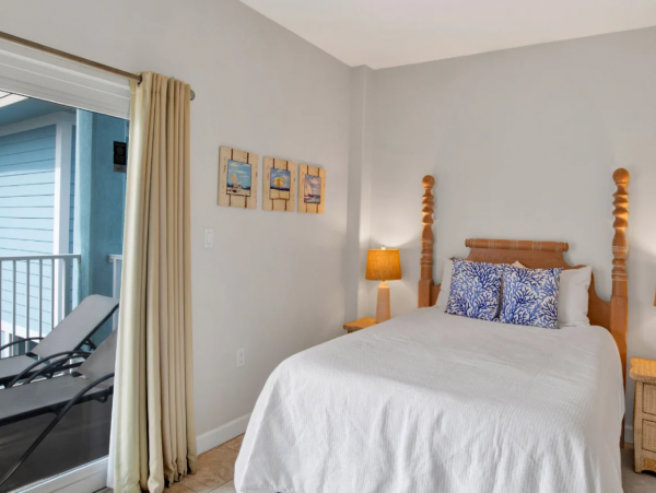 Pensacola Beach 3 Bedroom Vacation Villa Sleeps 9 Guests