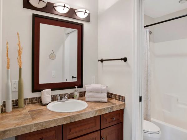 Pensacola Beach 3 Bedroom Vacation Villa Sleeps 9 Guests