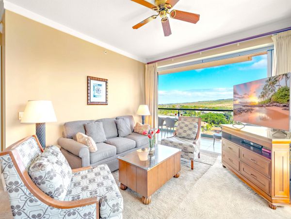 Ocean Views Spacious Vacation Two Bedroom Condo