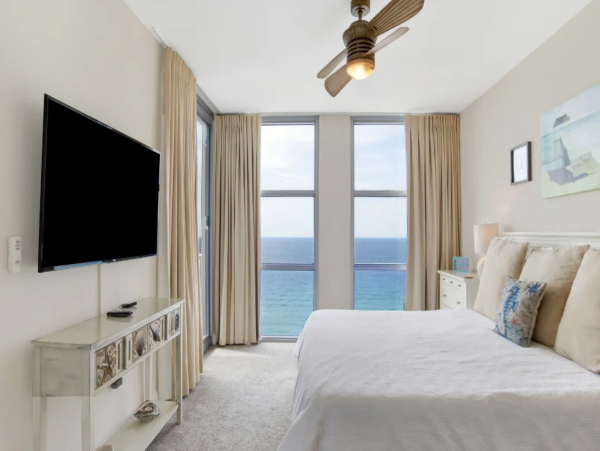 Stunning 3 Bedroom Gulf View Condo in Pensacola Beach