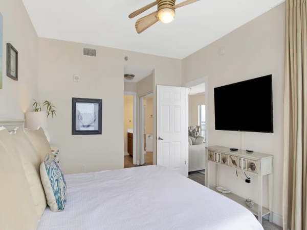 Stunning 3 Bedroom Gulf View Condo in Pensacola Beach
