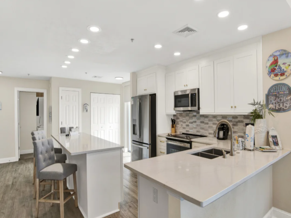 Stunning 3 Bedroom Gulf View Condo in Pensacola Beach