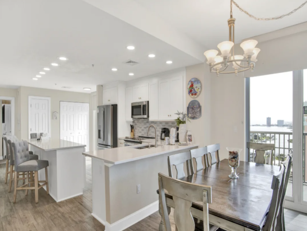 Stunning 3 Bedroom Gulf View Condo in Pensacola Beach