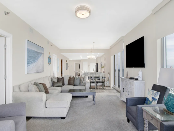 Stunning 3 Bedroom Gulf View Condo in Pensacola Beach