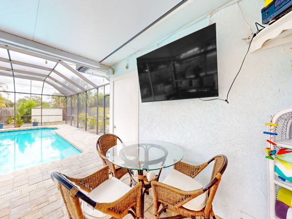 Bradenton Pool Home Three Bedroom