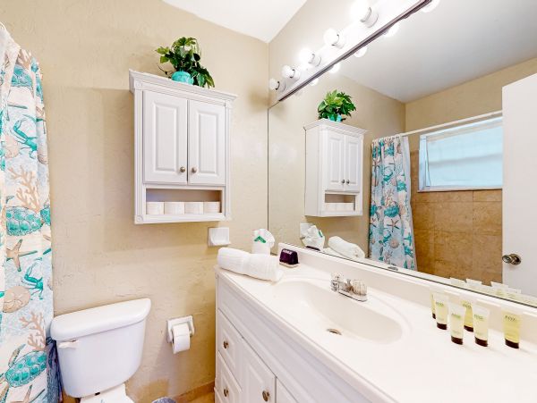 Bradenton Pool Home Three Bedroom