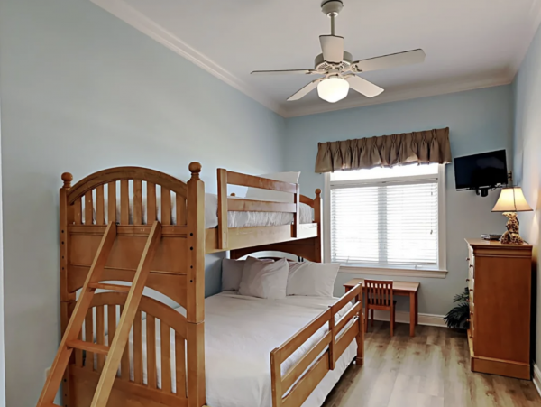 The Beach at your Feet Great  Navarre Beach Holiday Rental