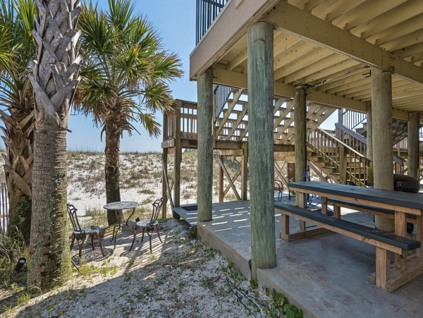 The Beach at your Feet Great  Navarre Beach Holiday Rental