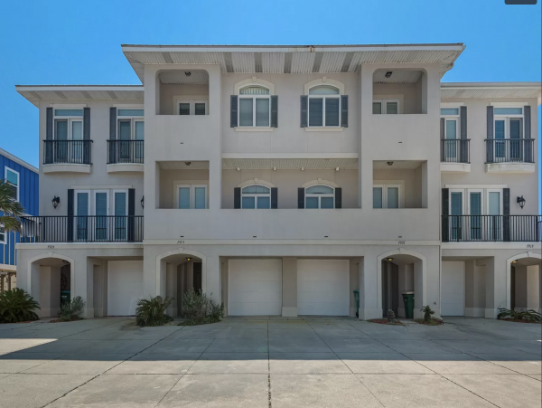 The Beach at your Feet Great  Navarre Beach Holiday Rental