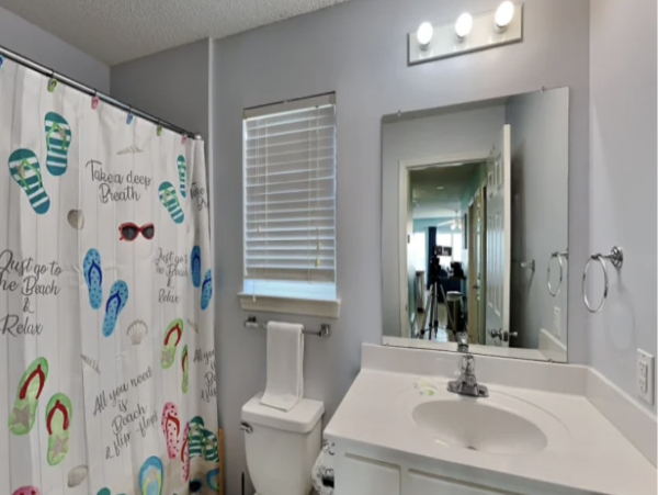 Navarre Beach Vacation Rental - Gulf Front Condo with Balcony