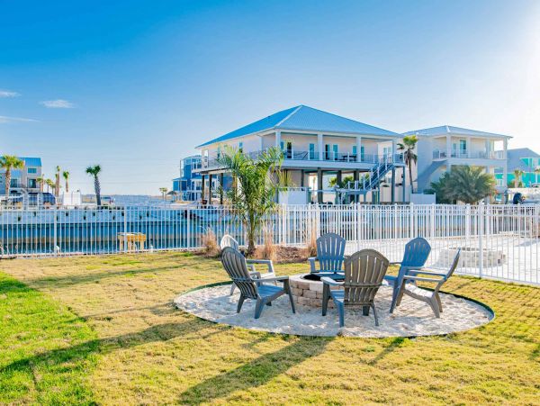 Waterfront Four Bedroom Navarre Beach Vacation Rental