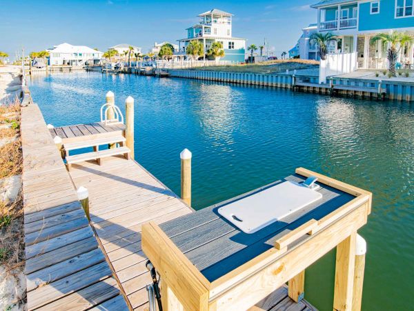 Waterfront Four Bedroom Navarre Beach Vacation Rental